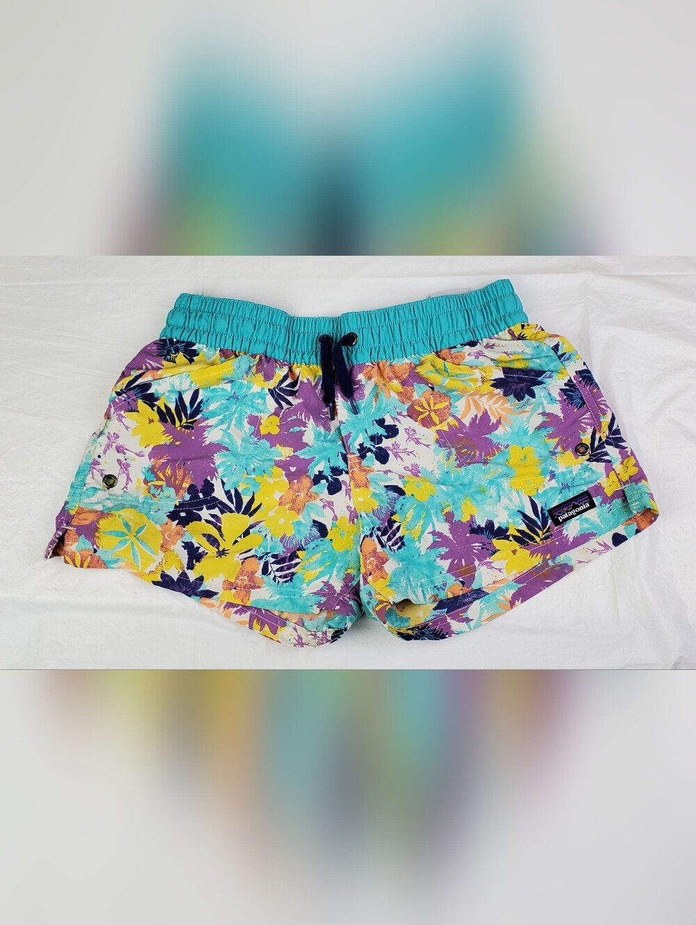 Patagonia Girls Costa Rica Baggies Shorts Colorful Floral - Size XL 14 - EUC